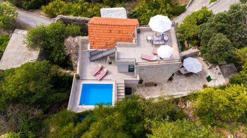 Villa Holiday Home Tisina