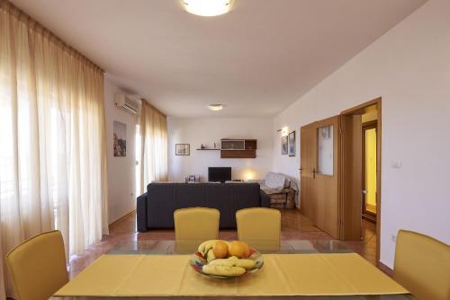 Apartments Renato