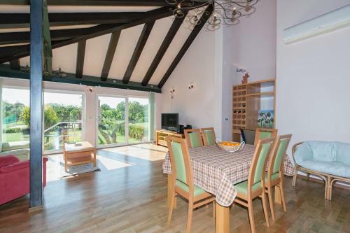 Holiday Home Frankie Paradise