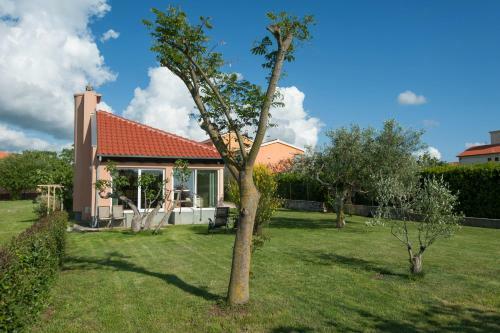 Holiday Home Frankie Paradise