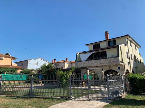 Apartments Krnjic