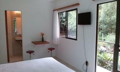 Hostal Morada Colibri