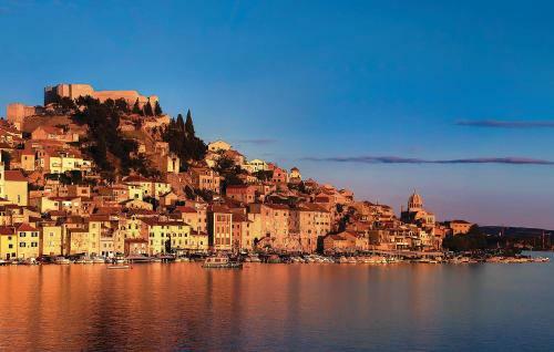 Apartment Sibenik With Sea View III