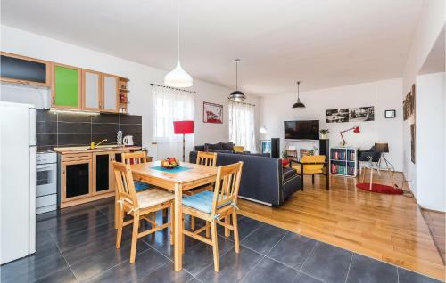 Apartment Sibenik With Sea View III