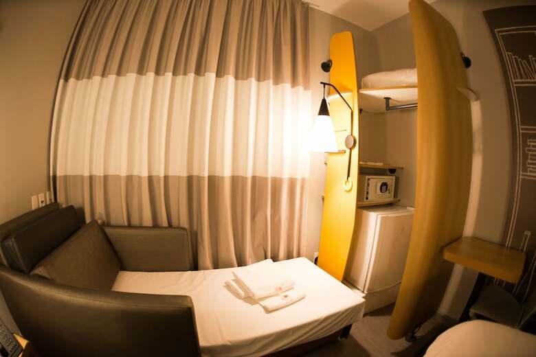 Hotel Ibis Jacare�