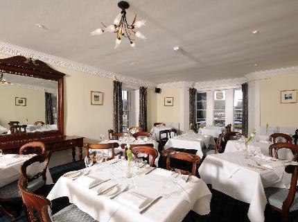 Hotel Huntley Arms