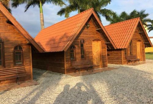 Lodge Chal� Cai�ara
