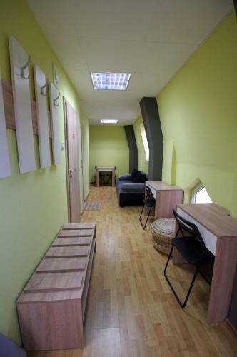 Hostal Guest House "the House"