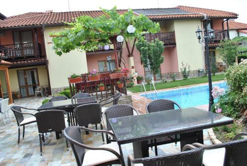 Family Hotel Complex Gradina