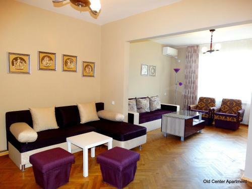 Old Center Apartment