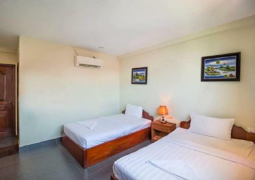 Hostal Kandal Village Inn
