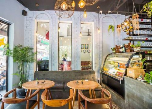 Hostal Kandal Village Inn