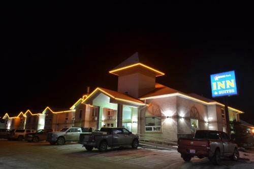 Hotel Aurora Park Inn & Suites