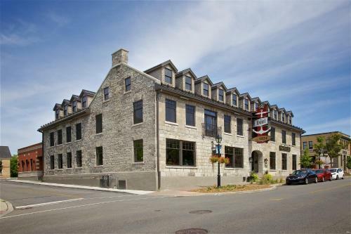 British Hotel And Public House