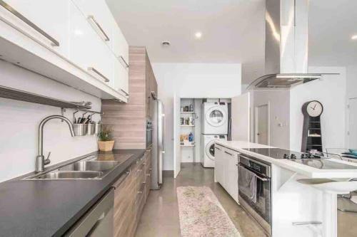 Luxury Apartment Downtown Halifax