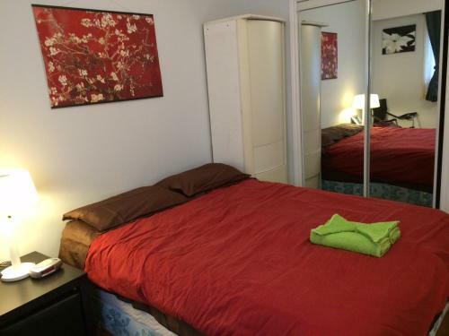 Bed & Breakfast Love Mississauga