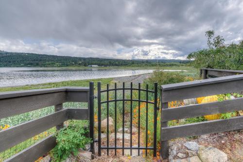 Country Bay Manor B&B