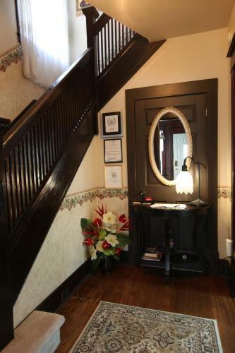 Ambiance By The Falls B&B