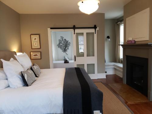 Bed & Breakfast Woodbourne Inn
