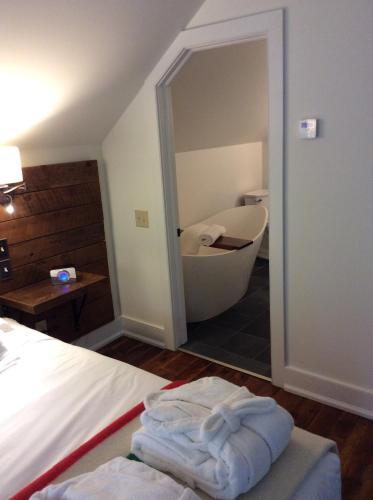 Bed & Breakfast Woodbourne Inn