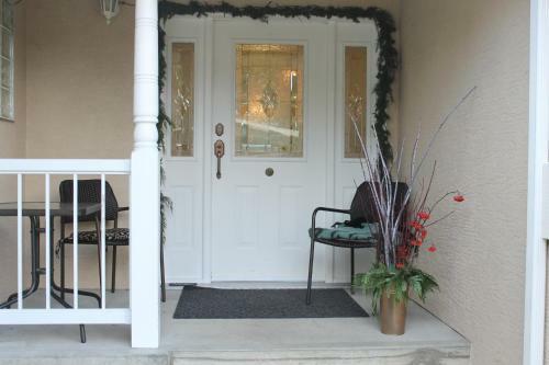 Hostal Revelstoke Mountain B&B Guesthouse