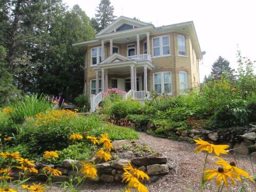 Posada Auberge Taylor Manor