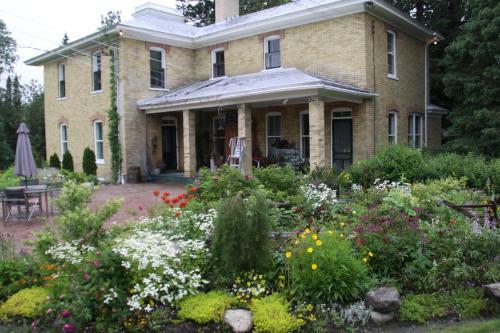 Posada Auberge Taylor Manor