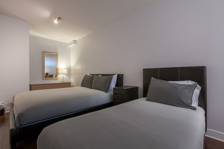Apartamentos Lmvr - The Bulls