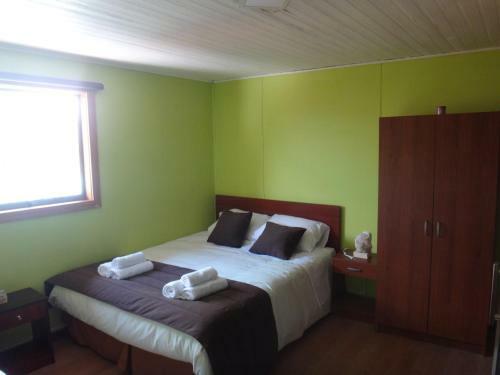 Hostal Queltehue Lodge