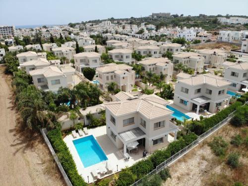 Anthorina Villa7