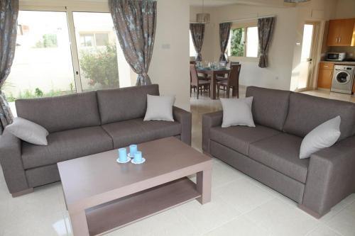 Anthorina Villa 17
