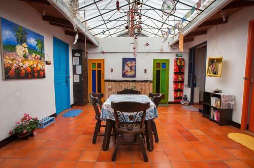 Albergue Casa Hospedaje La Bohemia