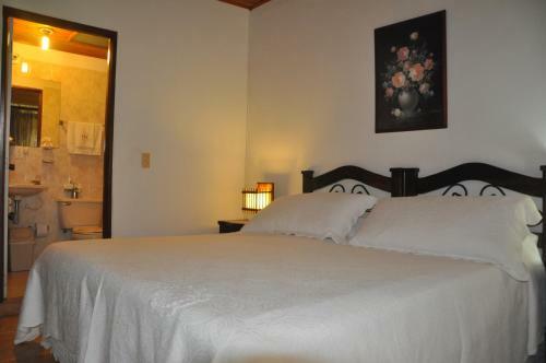 Bed & Breakfast Finca Machangara
