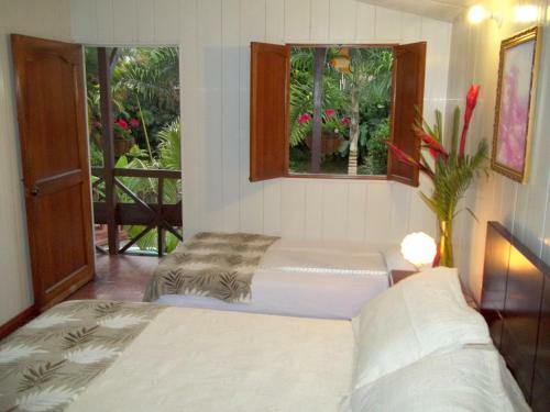 Hotel Caba�as Las Bifloras
