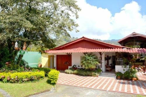 Hotel Caba�as Las Bifloras