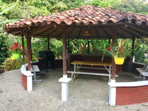 El Jard�n De Los Colibr�es - Pereira, Risaralda