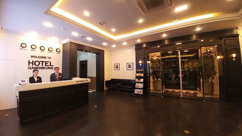 Gangneung Tourist Hotel