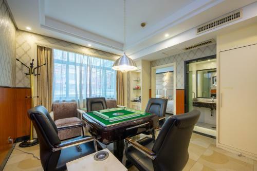 Aoti Hotel