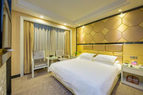 Aoti Hotel