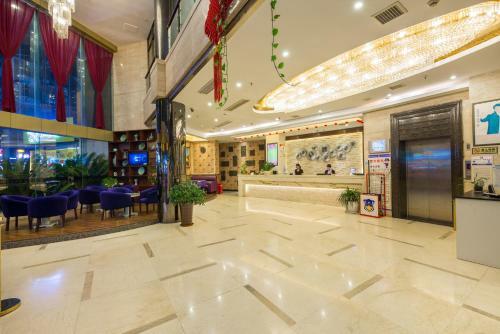 Aoti Hotel