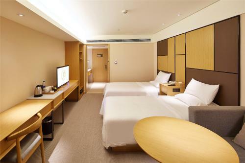 Ji Hotel Dalian Peace Square