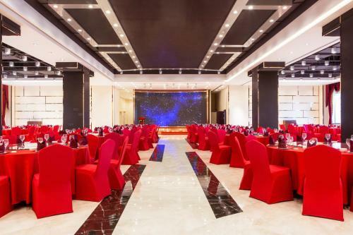 Hotel Novotel Daqing Haofang