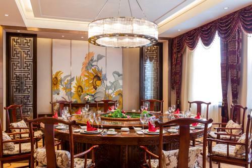 Hotel Novotel Daqing Haofang