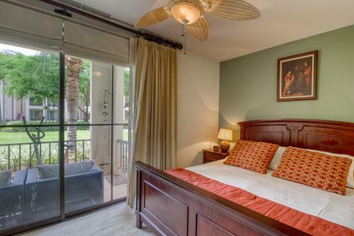 Hostal Breeze Private Residence Club
