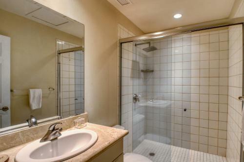 Hostal Breeze Private Residence Club