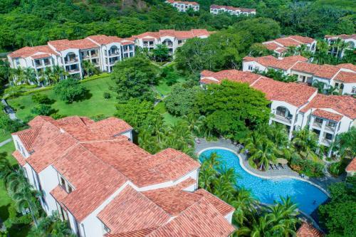 Hostal Breeze Private Residence Club