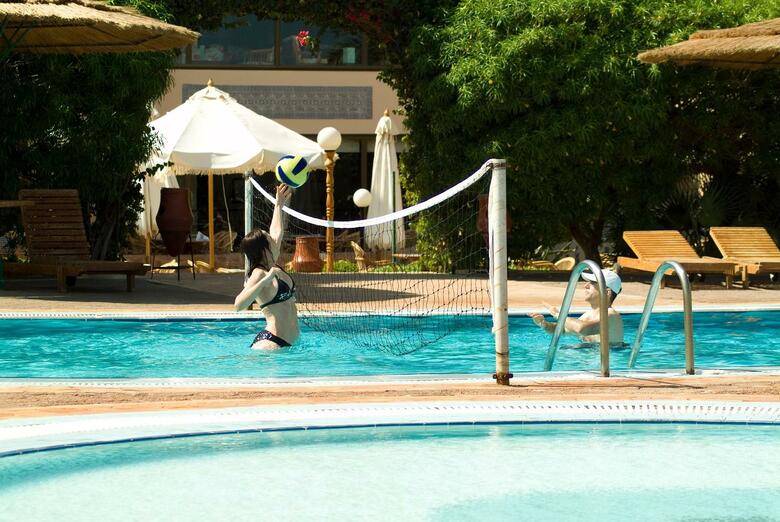 Hotel Flamenco Beach Resort