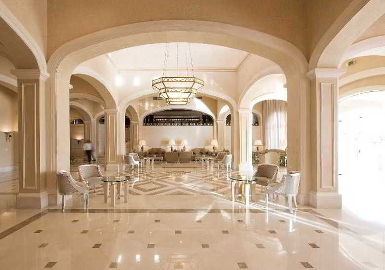Hotel Jaz Almaza Beach