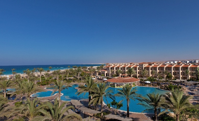 Hotel Jaz Almaza Beach