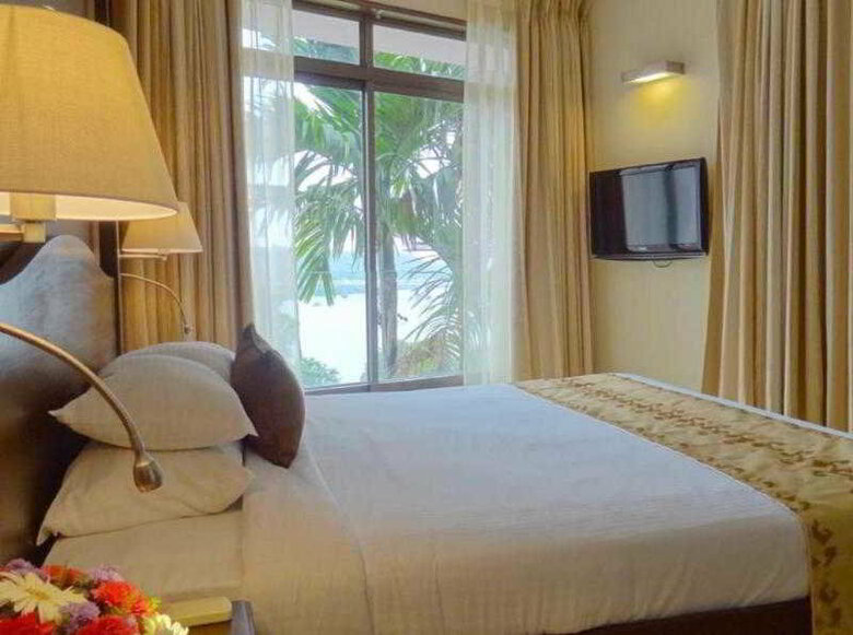 Hotel Sun N Sand Goa